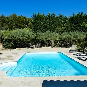 https://latelier-dandre.fr-provencehotel.com